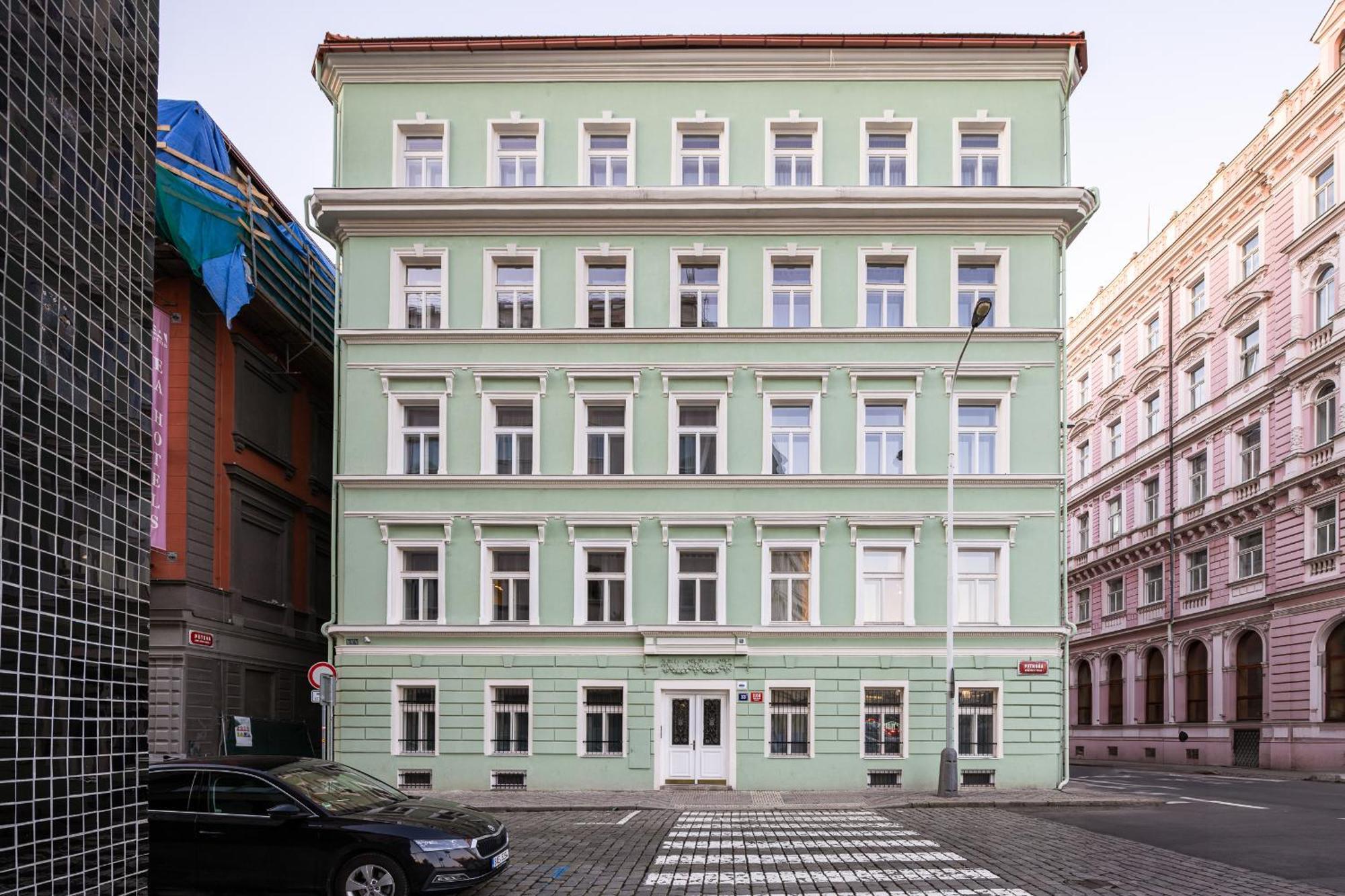 Stay2Gether Blue Vibe Studio - Metro Florenc Praga Exterior foto